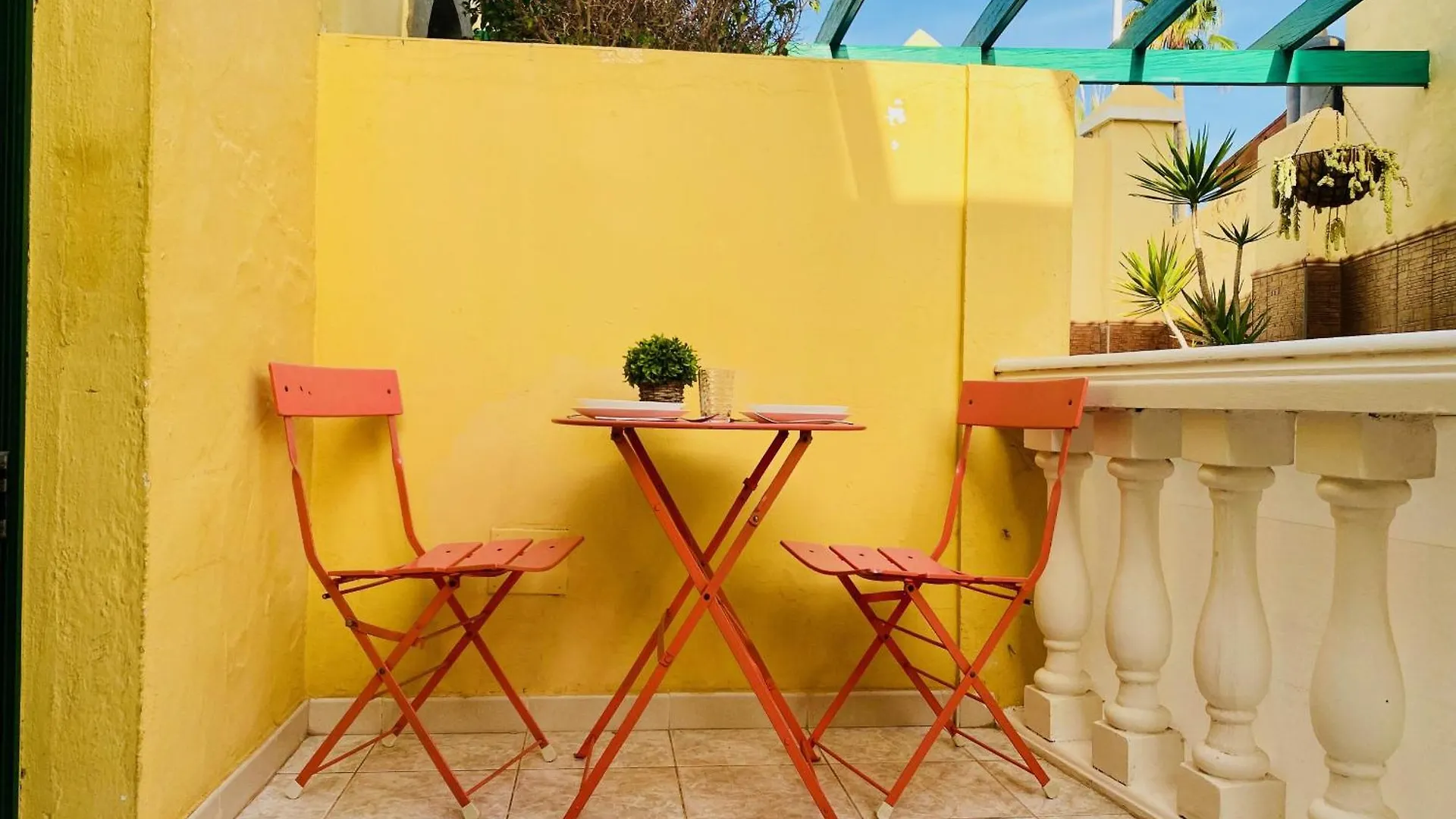 Cozy And Sunny Bungalow In Maspalomas Maspalomas  Spain